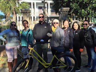 Tour guidato in bicicletta del quartiere dei giardini di New Orleans e del quartiere francese